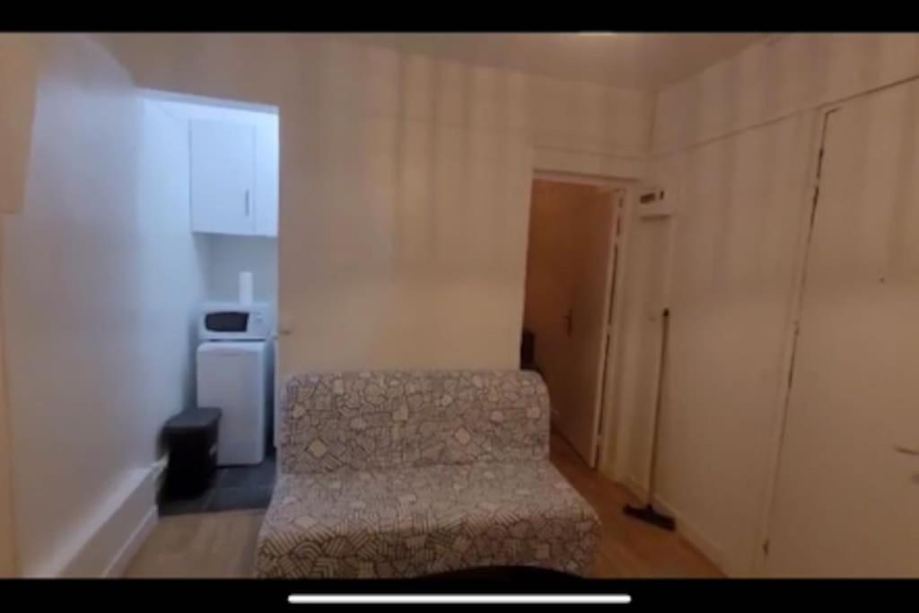 Charmant Appartement Pres De Montmartre Paris Luaran gambar